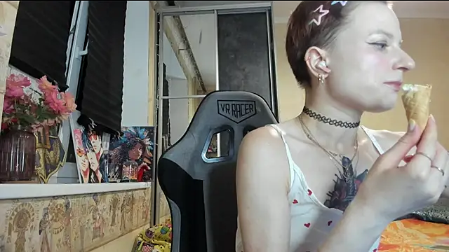 WatsonMi online show from 07/08/26, 06:01