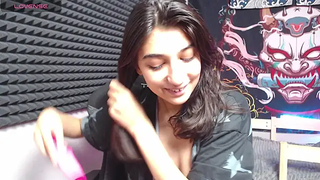 Snapshot of Elfy_Rare_ chatting on 11/08/25, 01:55 Elfy Rare online show from 11/08/25, 01:55