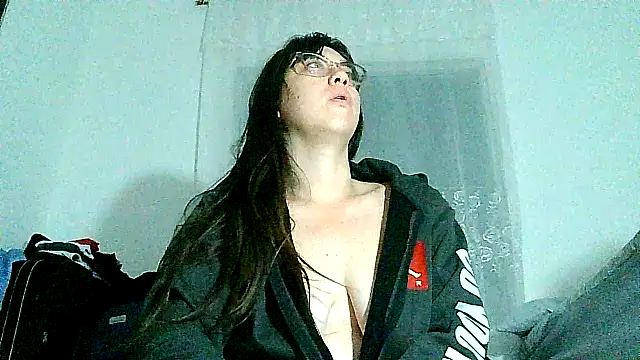 Snapshot of lareinalareinadelanal chatting on 09/28/25, 09:47 lareinalareinadelanal online show from 09/28/25, 09:47