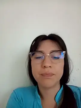 Snapshot of lareinalareinadelanal chatting on 10/12/25, 12:26 lareinalareinadelanal online show from 10/12/25, 12:26