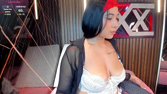 Miah Palacio online show from 07/20/26, 04:05