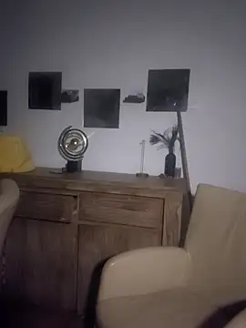 Foxy-Milfy online show from 10/10/25, 01:04