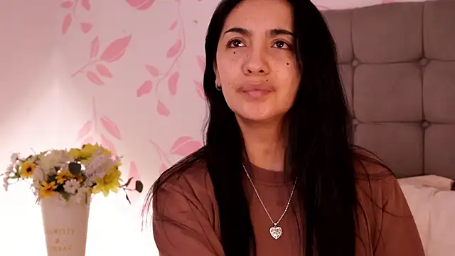 ana riveros online show from 06/15/26, 03:47