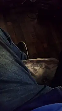 Snapshot of Mati165733 chatting on 10/26/25, 01:00 Mati165733 online show from 10/26/25, 01:00