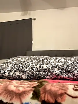 himNIGuys online show from 10/17/25, 02:30