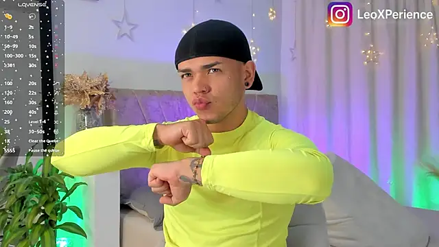 Snapshot of jhosepMoreno chatting on 11/08/25, 02:50 jhosepMoreno online show from 11/08/25, 02:50