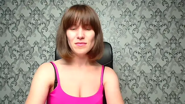 Snapshot of Kelly_Kisss chatting on 09/22/25, 11:12 Kelly Kisss online show from 09/22/25, 11:12