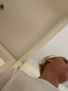 pbyariel- online show from 10/21/25, 03:57