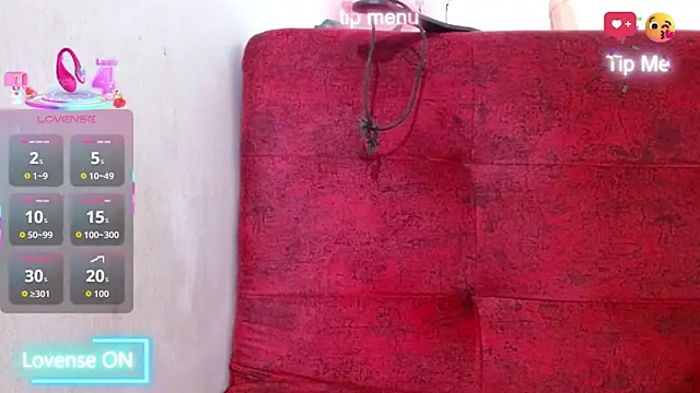 naomi powel online show from 12/02/25, 01:28