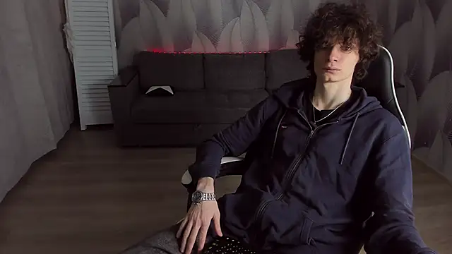 Edvard Blare online show from 10/08/25, 03:20