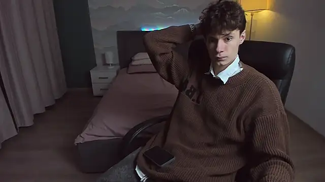 Edvard Blare online show from 10/24/25, 04:14