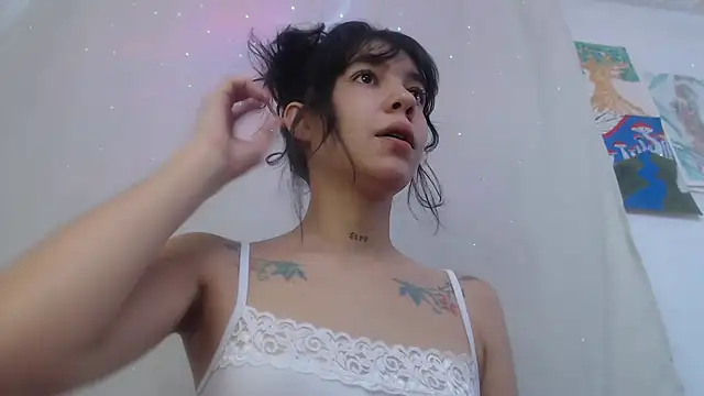 Snapshot of porndollbaby chatting on 01/08/26, 04:53 porndollbaby online show from 01/08/26, 04:53