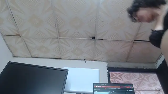 Snapshot of porndollbaby chatting on 07/22/26, 06:32 porndollbaby online show from 07/22/26, 06:32