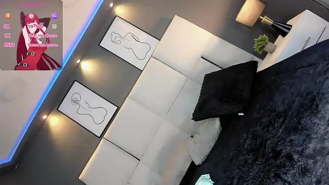 LiaFernandaa online show from 12/02/25, 01:39