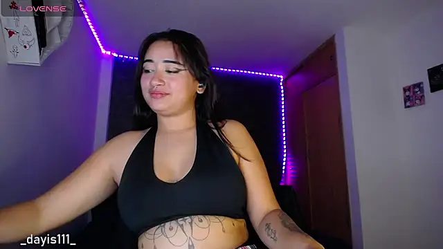 Snapshot of dayis_sweet chatting on 12/18/25, 02:17 dayis sweet online show from 12/18/25, 02:17