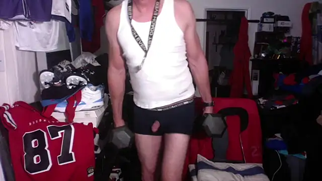 Snapshot of DILFJockDad87 chatting on 12/18/25, 01:50 DILFJockDad87 online show from 12/18/25, 01:50