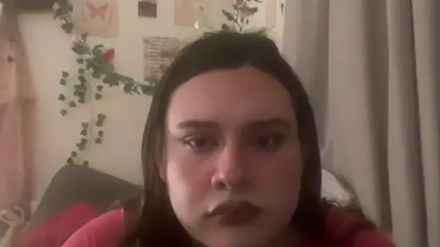 Snapshot of JenniferRobbie chatting on 05/29/26, 10:02 JenniferRobbie online show from 05/29/26, 10:02