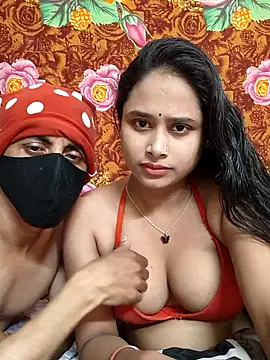 Seducing couple online show from 12/23/25, 09:18