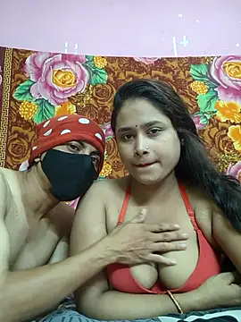 Seducing couple online show from 07/14/26, 04:17