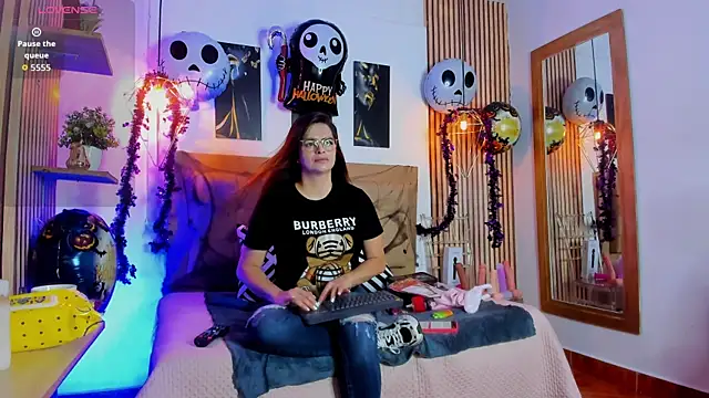  samanthaa foxx online show from 10/10/25, 11:31