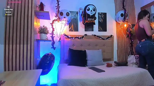  samanthaa foxx online show from 10/21/25, 10:05