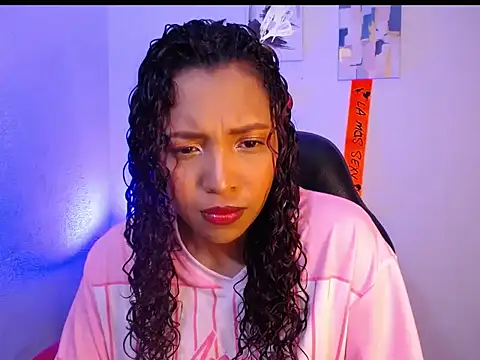 Snapshot of warisg__ chatting on 10/05/25, 12:14 warisg online show from 10/05/25, 12:14