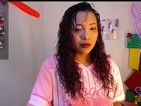 Snapshot of warisg__ chatting on 11/17/25, 09:04 warisg online show from 11/17/25, 09:04