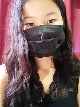 Snapshot of sia_143 chatting on 11/15/25, 04:32 sia 143 online show from 11/15/25, 04:32