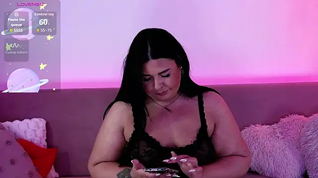 oliviathea online show from 11/28/25, 01:41