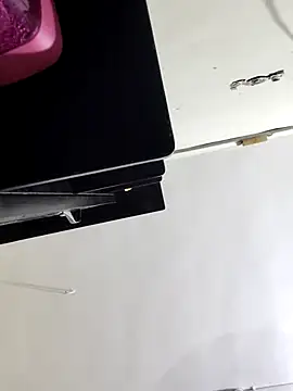 Snapshot of papukurty chatting on 10/05/25, 12:09 papukurty online show from 10/05/25, 12:09