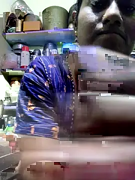 Snapshot of papukurty chatting on 10/08/25, 03:59 papukurty online show from 10/08/25, 03:59