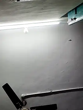 Snapshot of papukurty chatting on 11/09/25, 02:21 papukurty online show from 11/09/25, 02:21