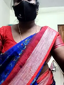 Snapshot of papukurty chatting on 11/16/25, 02:55 papukurty online show from 11/16/25, 02:55