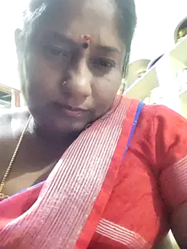Snapshot of papukurty chatting on 02/24/26, 01:53 papukurty online show from 02/24/26, 01:53