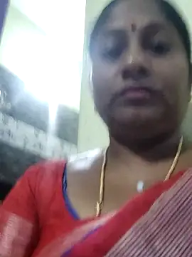 Snapshot of papukurty chatting on 03/09/26, 02:43 papukurty online show from 03/09/26, 02:43