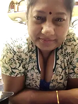 Snapshot of papukurty chatting on 03/30/26, 01:39 papukurty online show from 03/30/26, 01:39