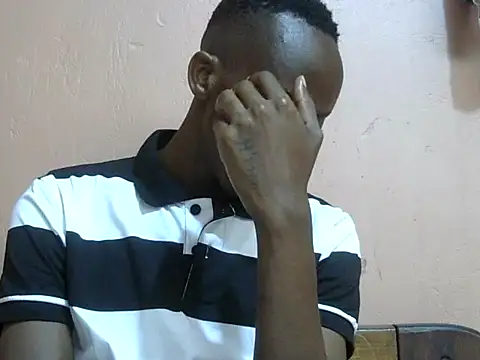 Snapshot of shadez94 chatting on 09/19/25, 07:21 shadez94 online show from 09/19/25, 07:21