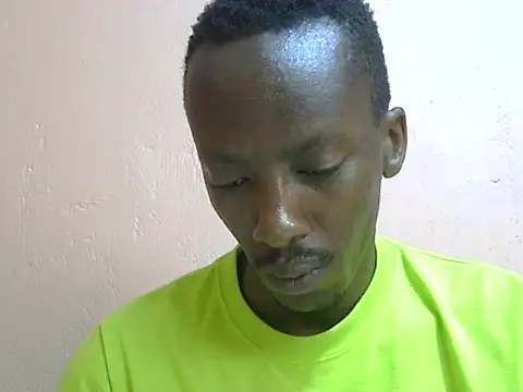 Snapshot of shadez94 chatting on 10/16/25, 07:31 shadez94 online show from 10/16/25, 07:31