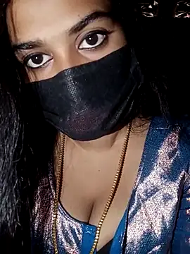 umairahaasan 1 online show from 09/20/25, 10:38