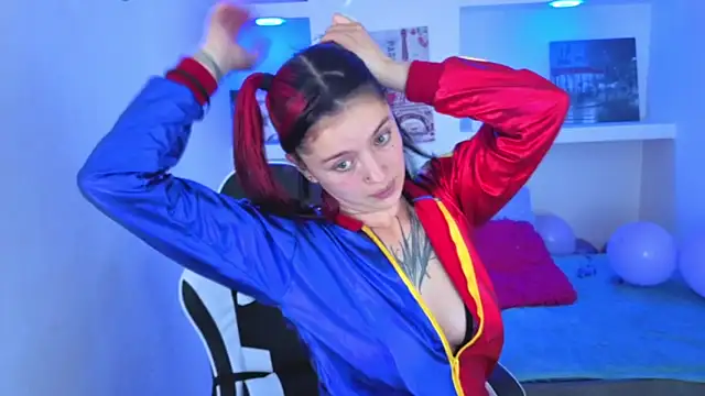  lucia 21 online show from 10/02/25, 03:46