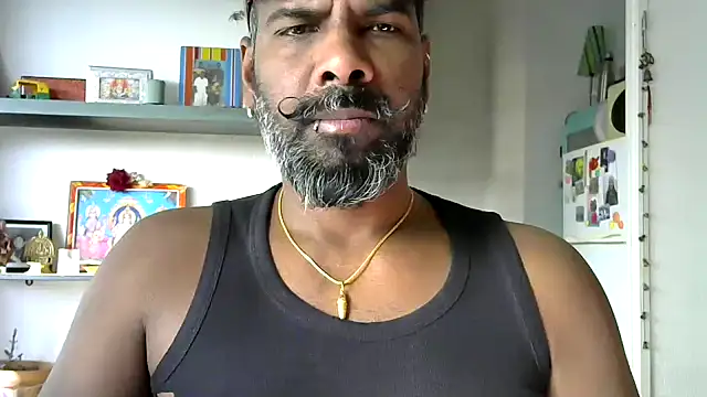 Snapshot of frenchblackc31 chatting on 01/10/26, 01:57 frenchblackc31 online show from 01/10/26, 01:57