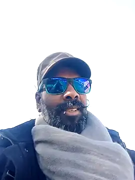 Snapshot of frenchblackc31 chatting on 03/01/26, 10:39 frenchblackc31 online show from 03/01/26, 10:39