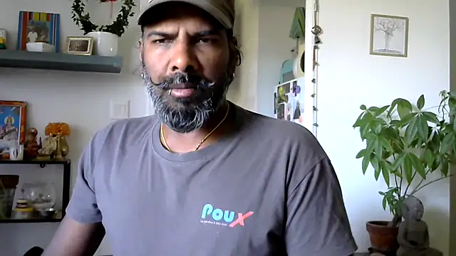 Snapshot of frenchblackc31 chatting on 06/12/26, 10:36 frenchblackc31 online show from 06/12/26, 10:36