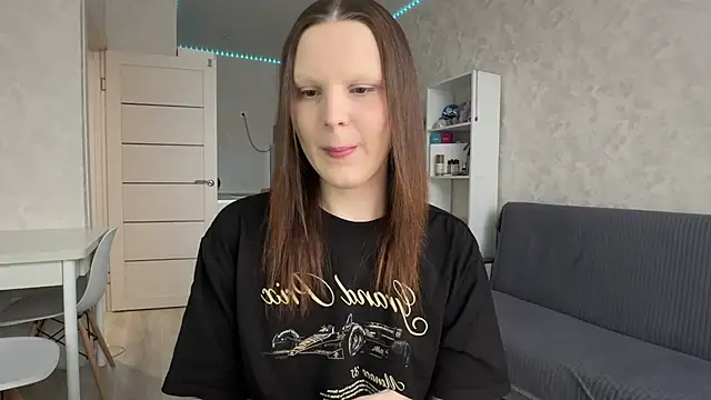 Snapshot of vertul1ana chatting on 07/26/26, 02:02 vertul1ana online show from 07/26/26, 02:02