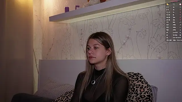 Snapshot of AnneVerity chatting on 11/04/25, 07:35 AnneVerity online show from 11/04/25, 07:35