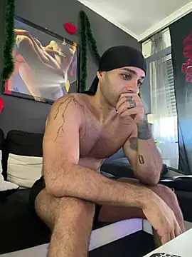 1Richrichard1 online show from 07/12/26, 11:56