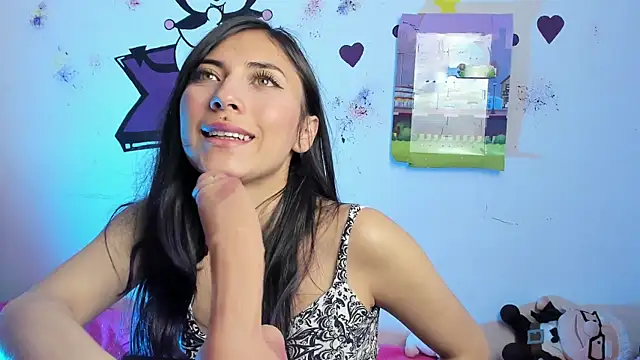 Snapshot of Alanaloiiss_ chatting on 09/24/25, 02:04 Alanaloiiss online show from 09/24/25, 02:04