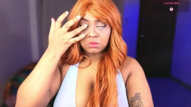 iridessaa online show from 10/22/25, 03:40