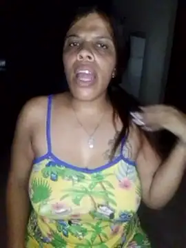 Snapshot of Esperanza_13 chatting on 05/09/26, 02:39 Esperanza 13 online show from 05/09/26, 02:39