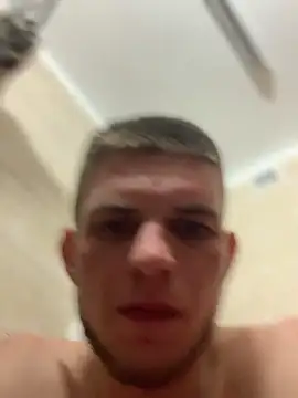 Snapshot of macho1347 chatting on 10/06/25, 07:55 macho1347 online show from 10/06/25, 07:55